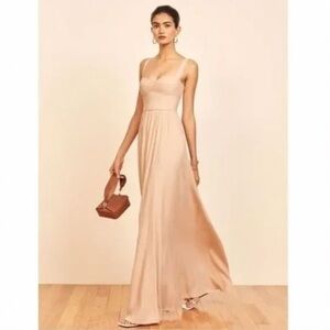 NWT Reformation Hollyhock Dress in Champagne